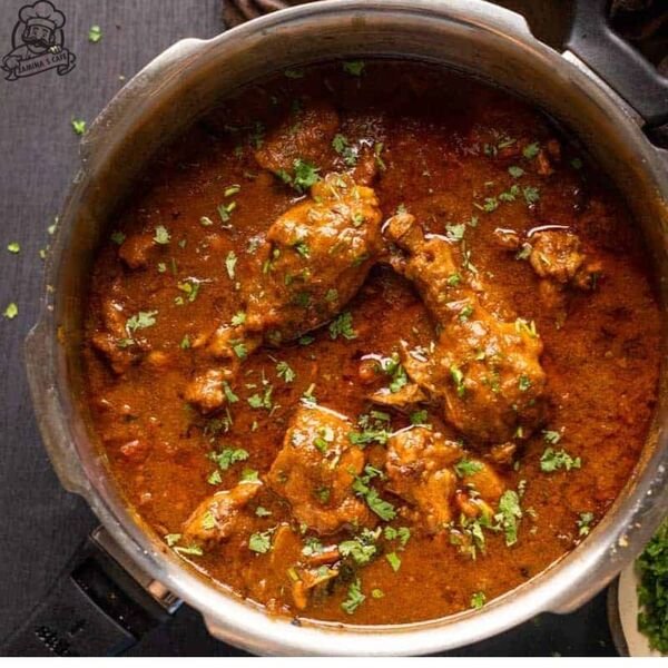 Our Chicken Curry is a delightful example of authentic asian chicken curry, rich and flavorful. Delivery, Take-in/Takeaway, Order Online!